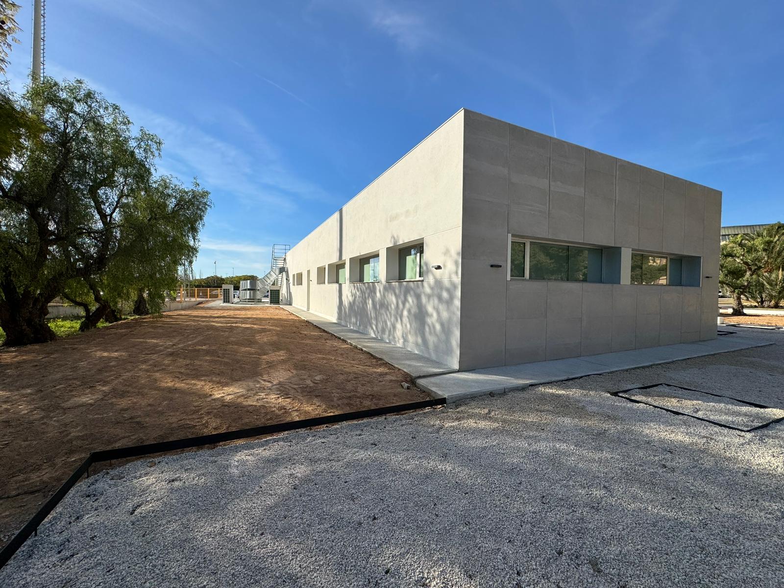 Edificio modular de laboratorio para la Universidad de Alicante