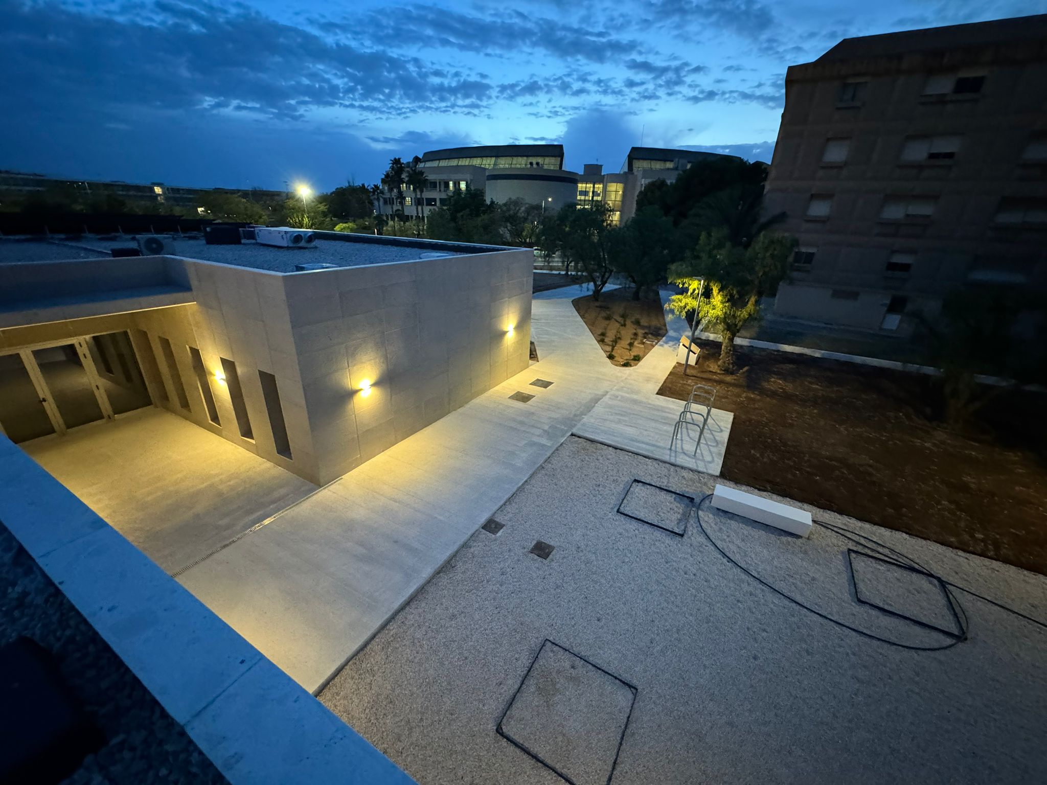 Edificio modular de laboratorio para la Universidad de Alicante