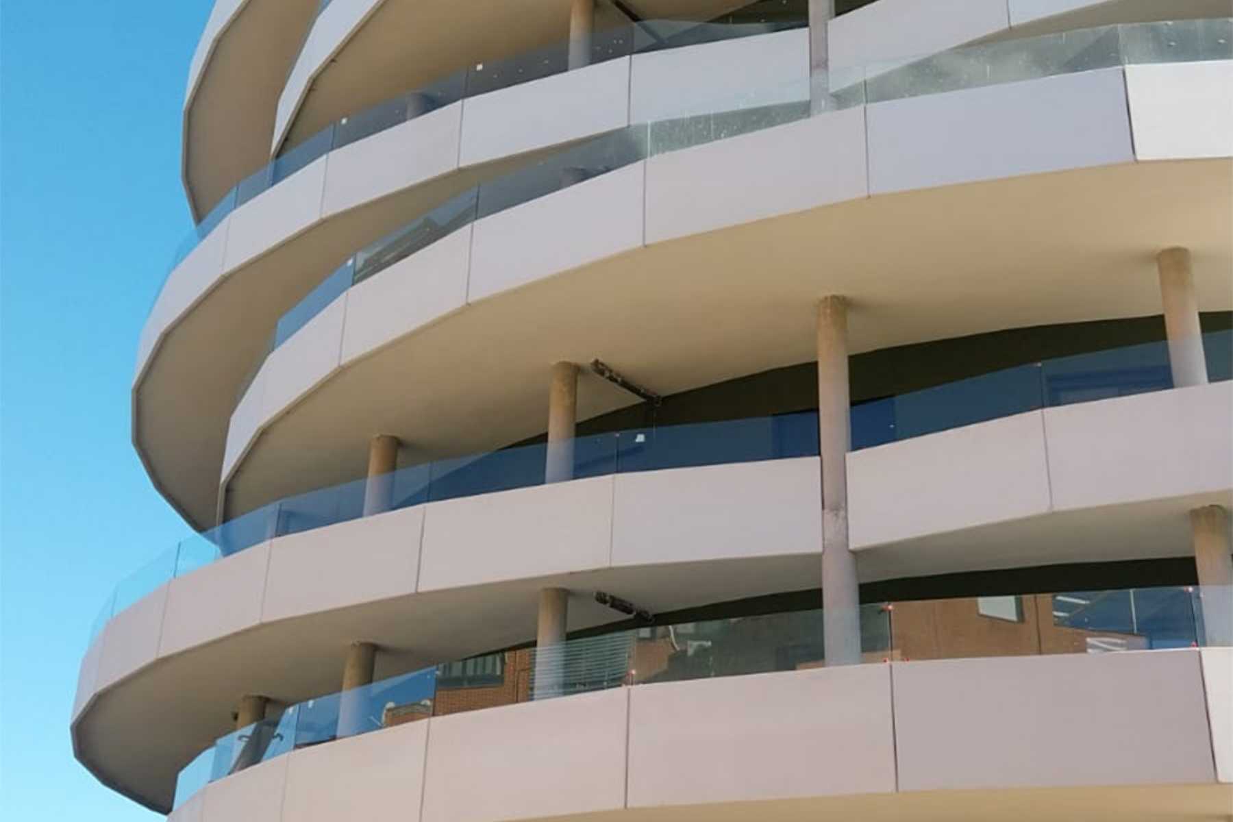 Detalles constructivos del complejo asistencial para personas mayores en Móstoles