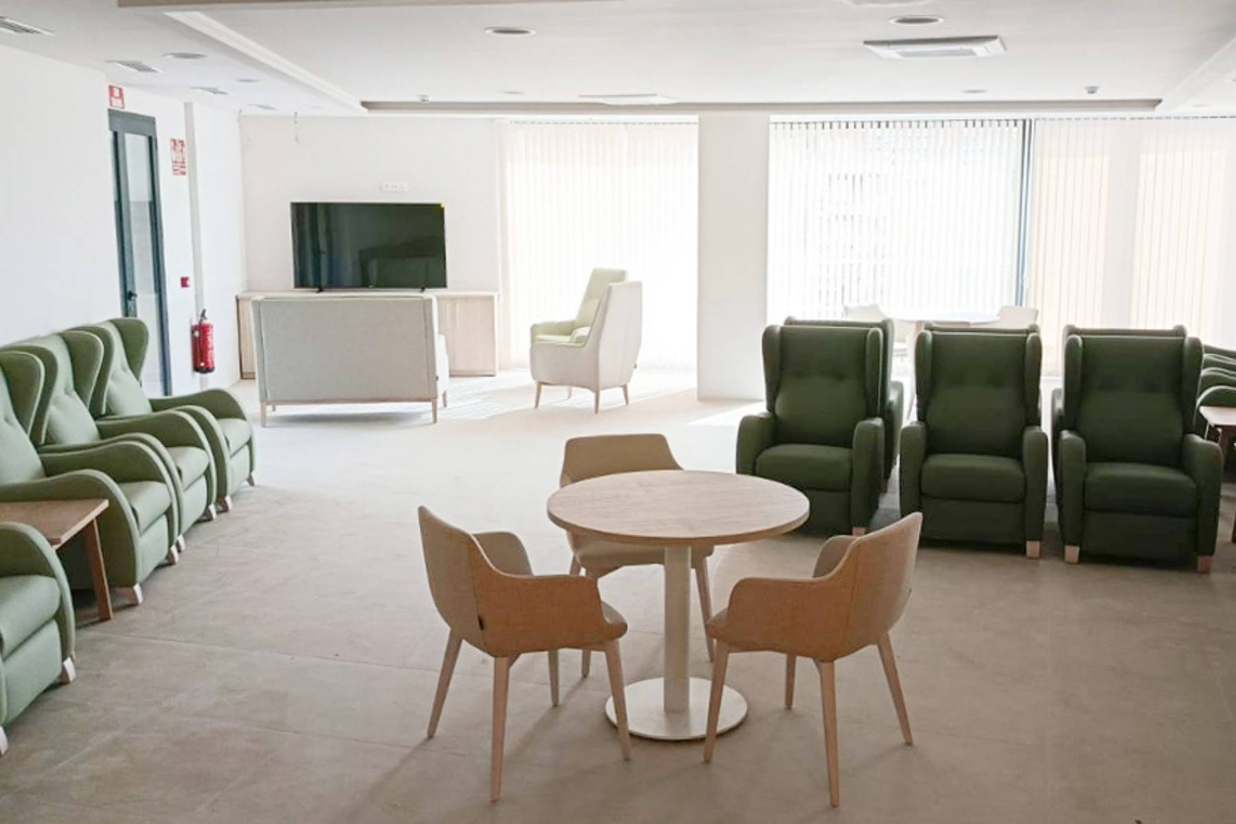 Interior zonas comunes del complejo asistencial para personas mayores en Móstoles