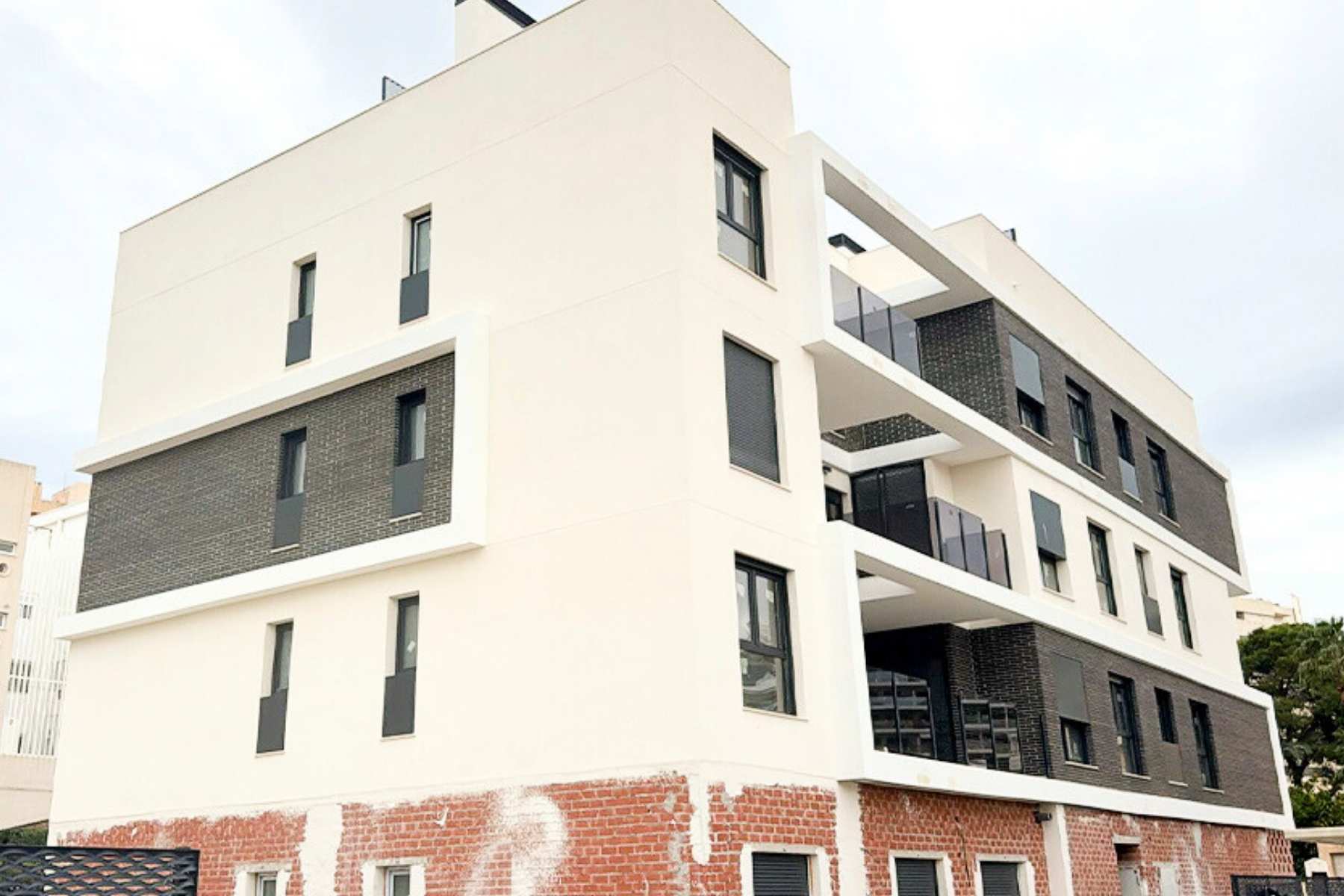 Seguimos con la construcción del edificio de 14 viviendas en El Campello