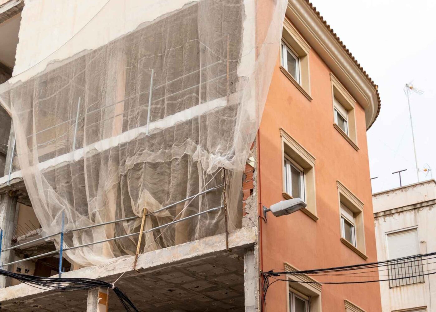 Rehabilitación de edificio en Calle Beethoven en Elche