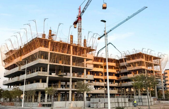 Construcción de estructuras de gran envergadura - Residencial en Elche